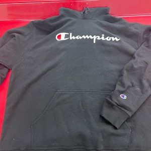 Men’s bundle champion hoodie & 42 shorts